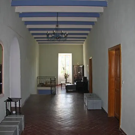 Hotell Domaine Mas Pigne 2*
