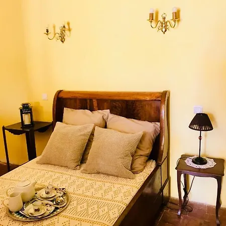 Domaine Mas Pigne מלון 2*