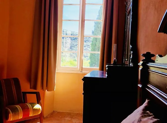 Domaine Mas Pigne فندق 2*